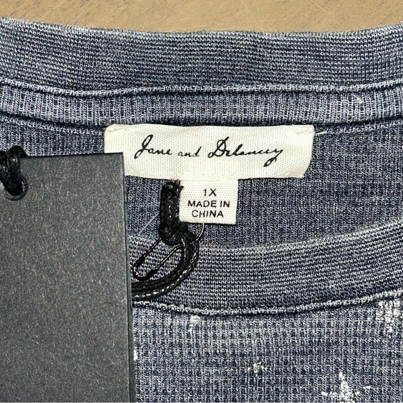 Jane and Delancey Blue Metallic Star Top 🆕⭐️ - Picture 7 of 9